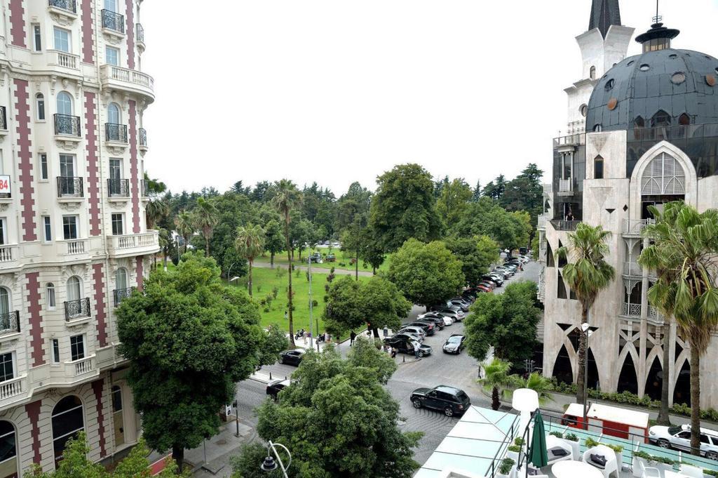 Batumi Parkview Apartment Exterior photo